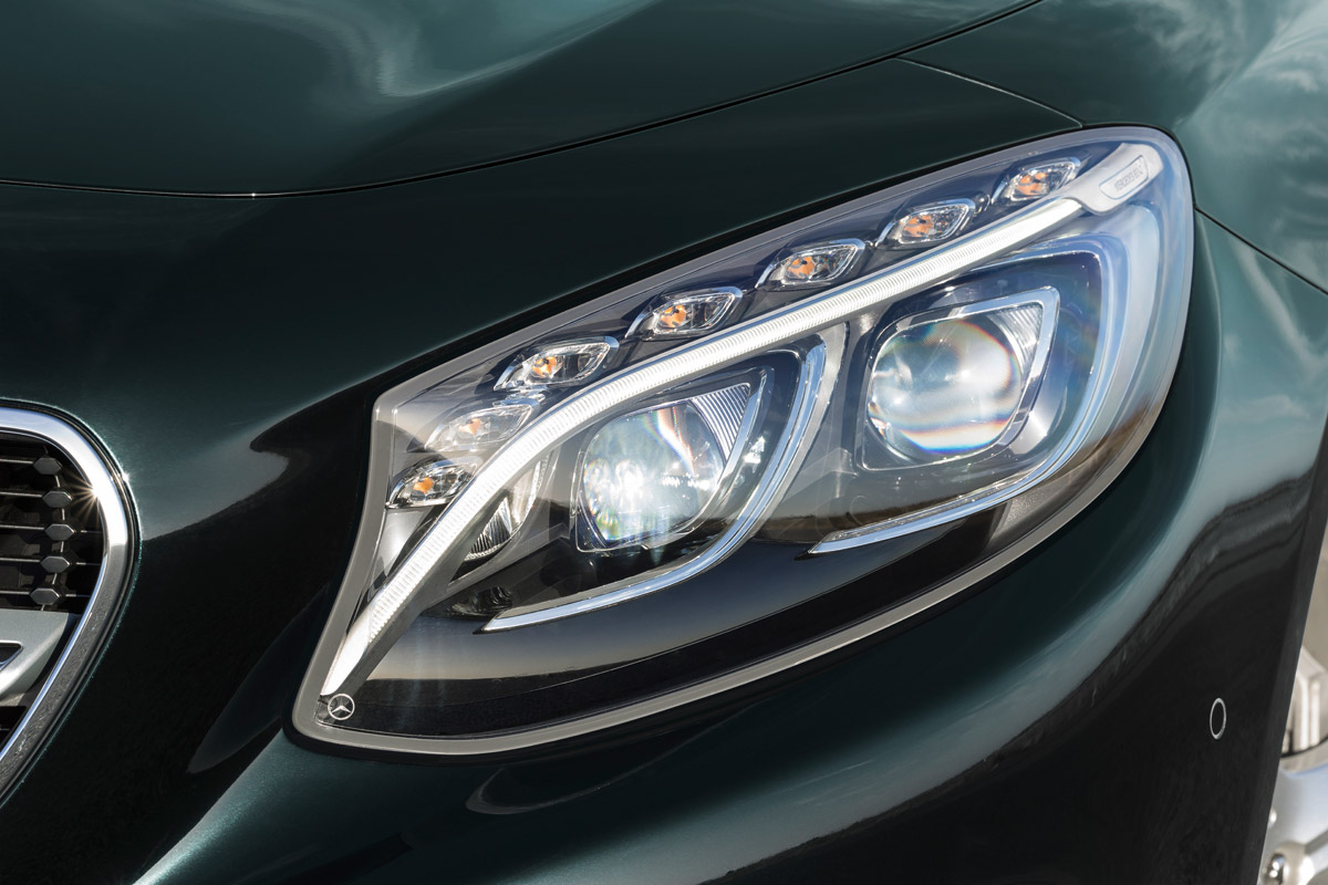 Mercedes S-Class Coupe light