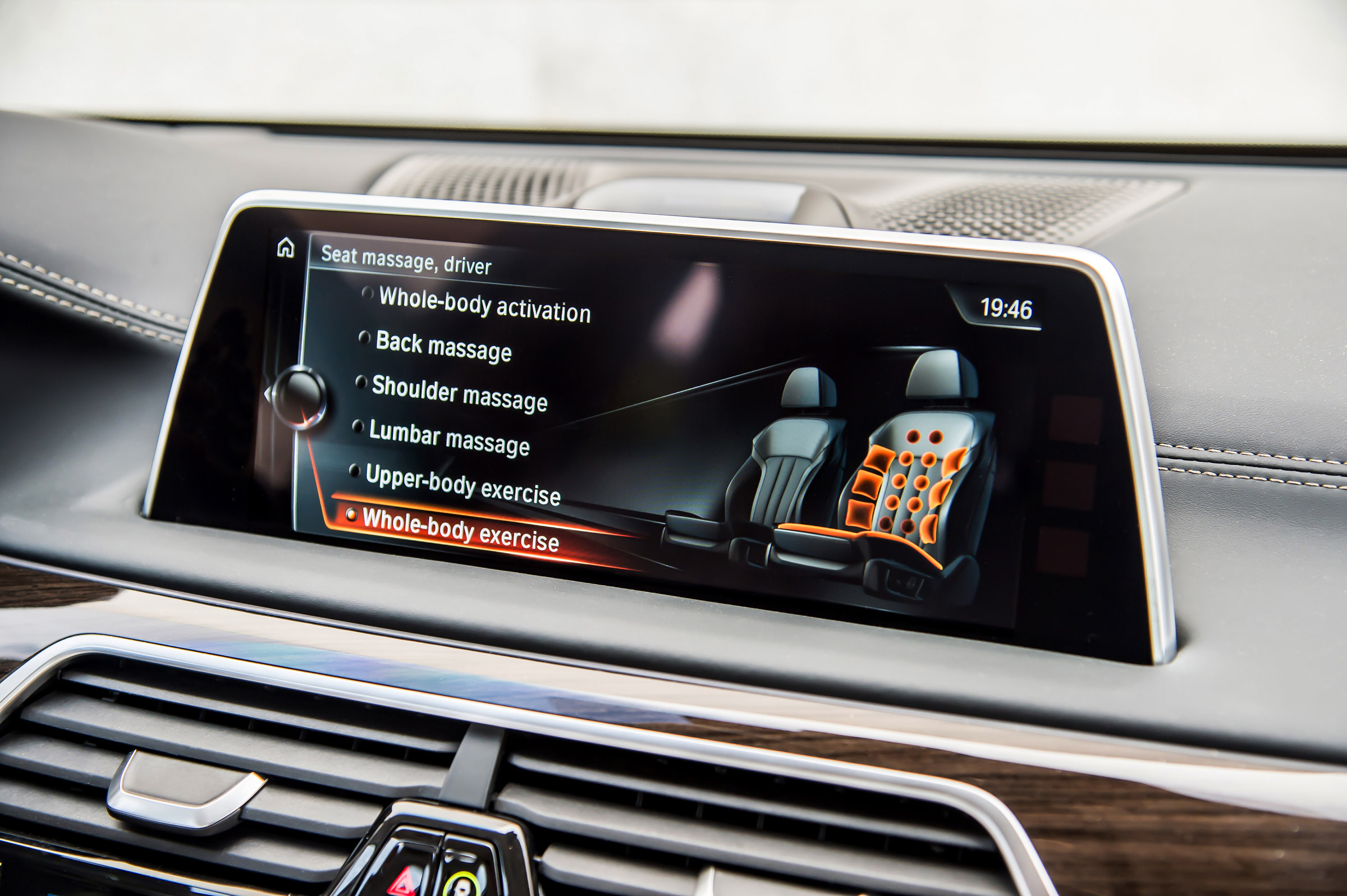 New BMW 7 Series 2015 screen