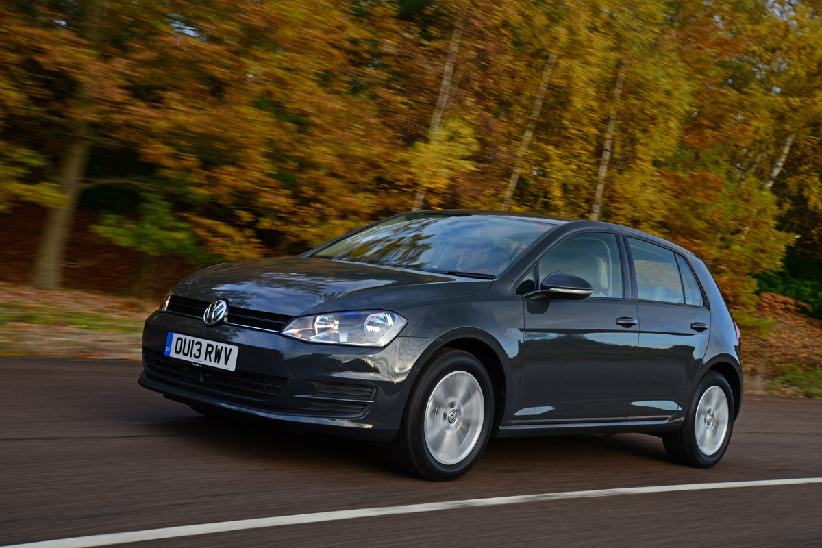 Volkswagen Golf hatchback 2013 front tracking