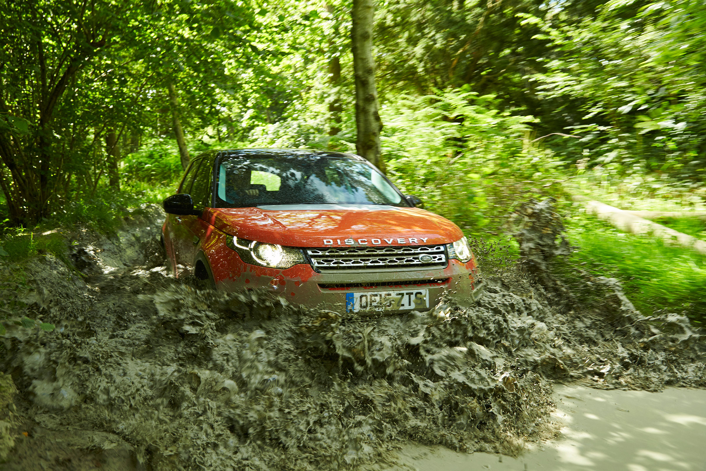 Land Rover Discovery Sport - off-roading