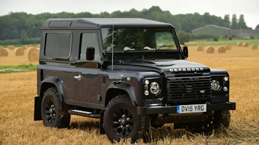 Land Rover Defender Autobiography - front static