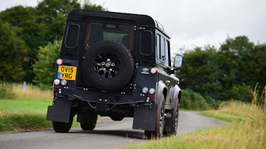 Land Rover Defender Autobiography - rear action