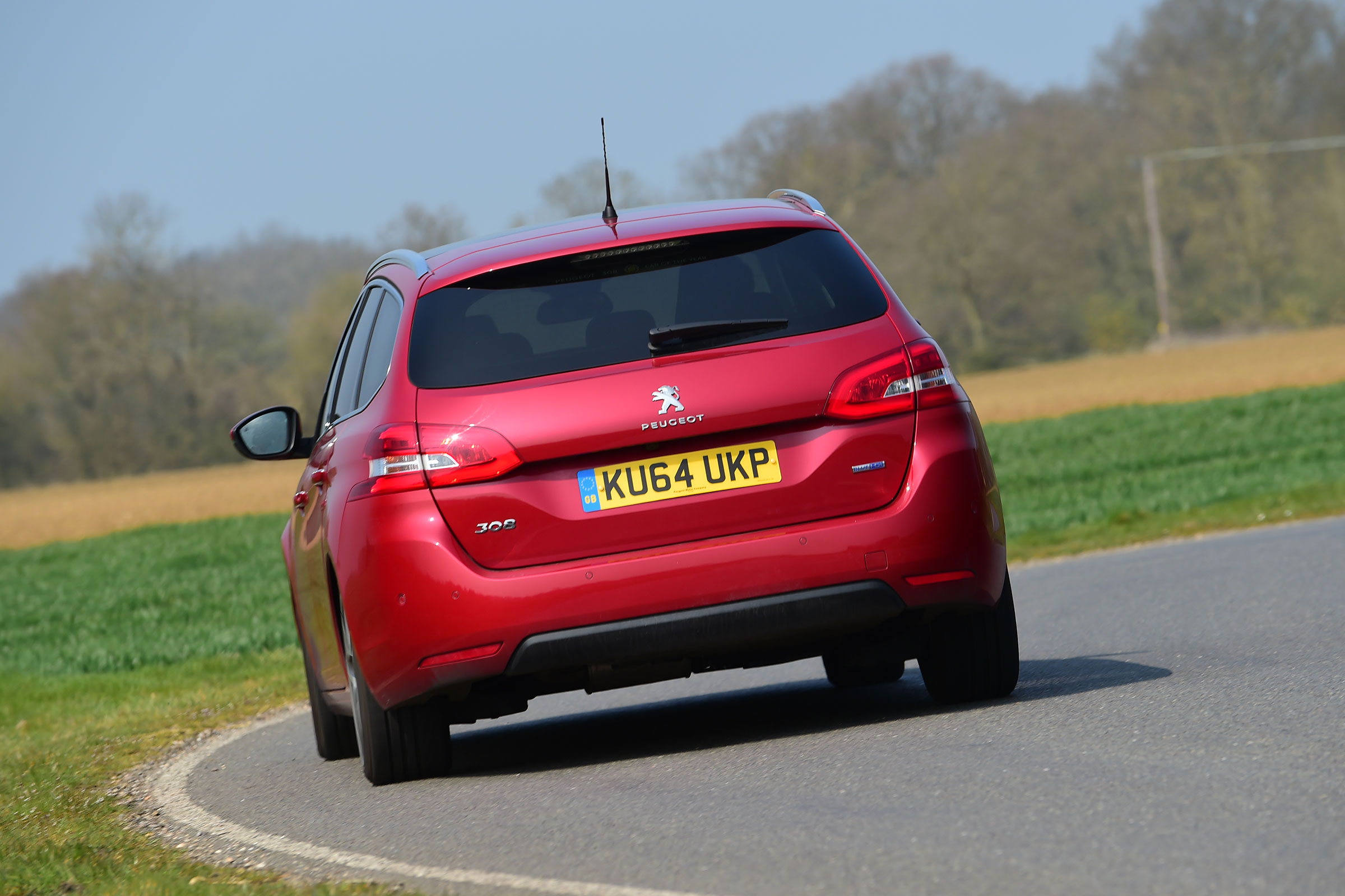 Peugeot 308 SW - rear cornering