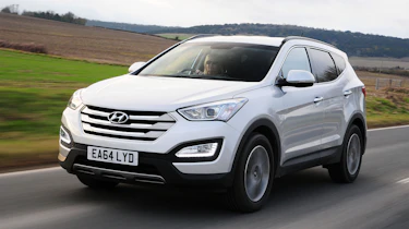 Hyundai Santa Fe - front cornering