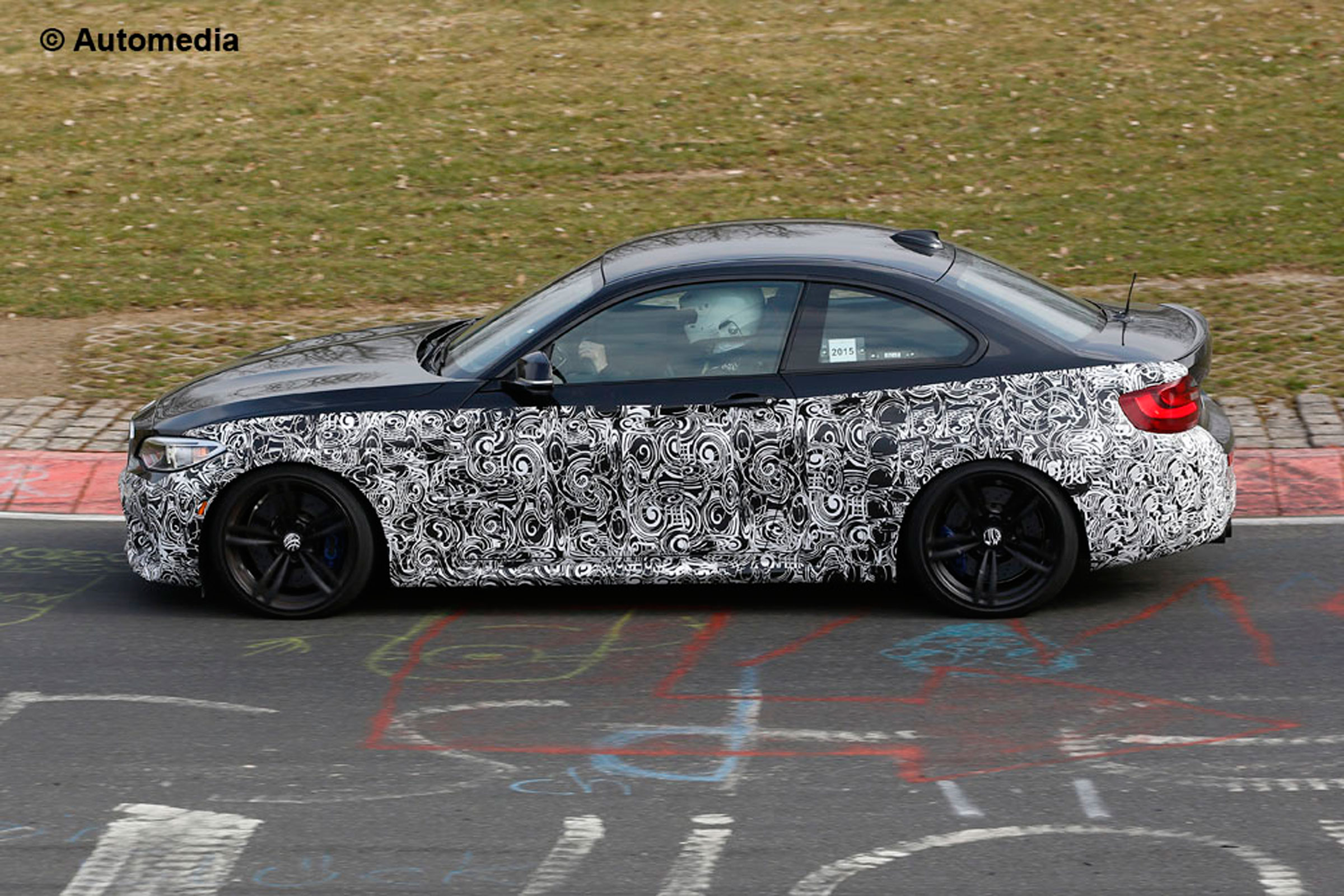 BMW M2 spyshots Nurburgring side 