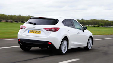 Mazda 3 - rear tracking