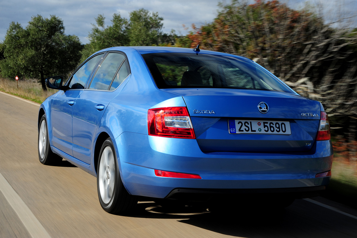 2013 Skoda Octavia rear action