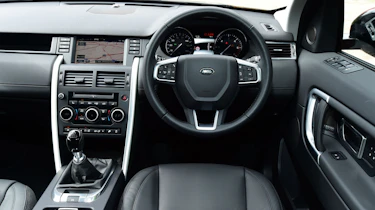 Land Rover Discovery Sport - interior