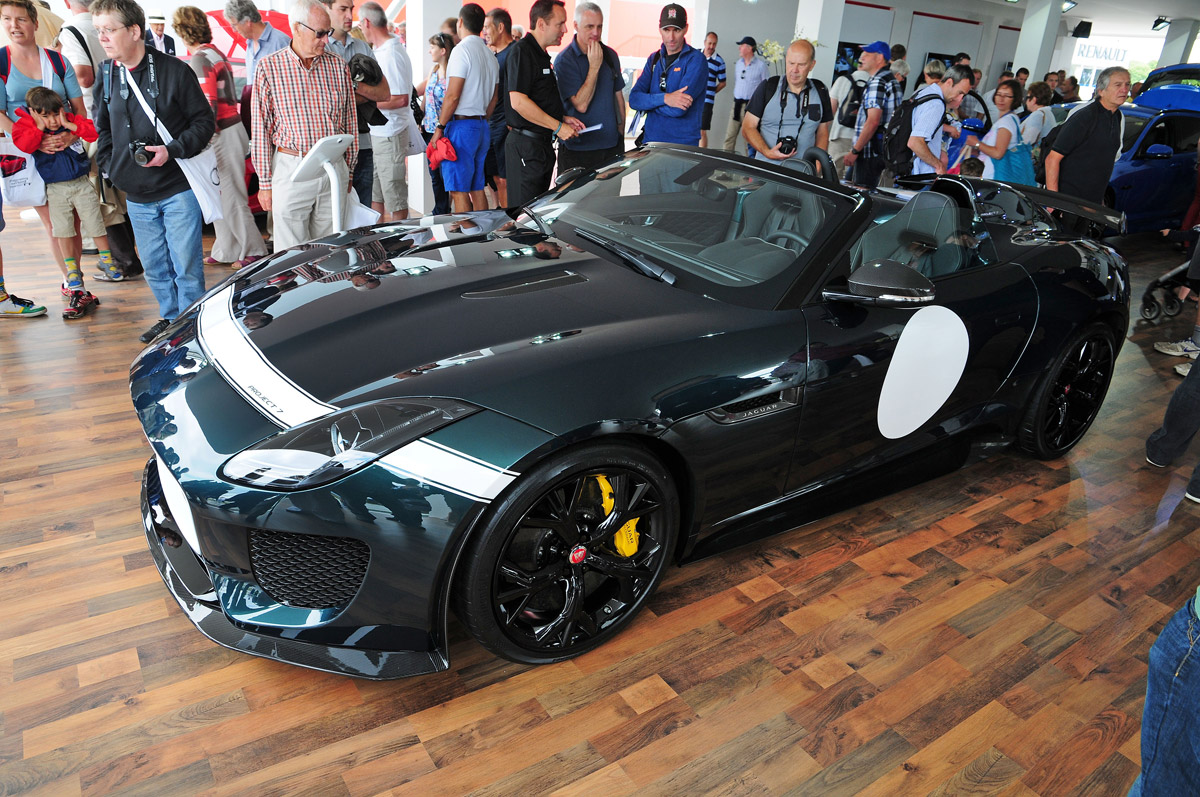 Jaguar F-Type Project 7