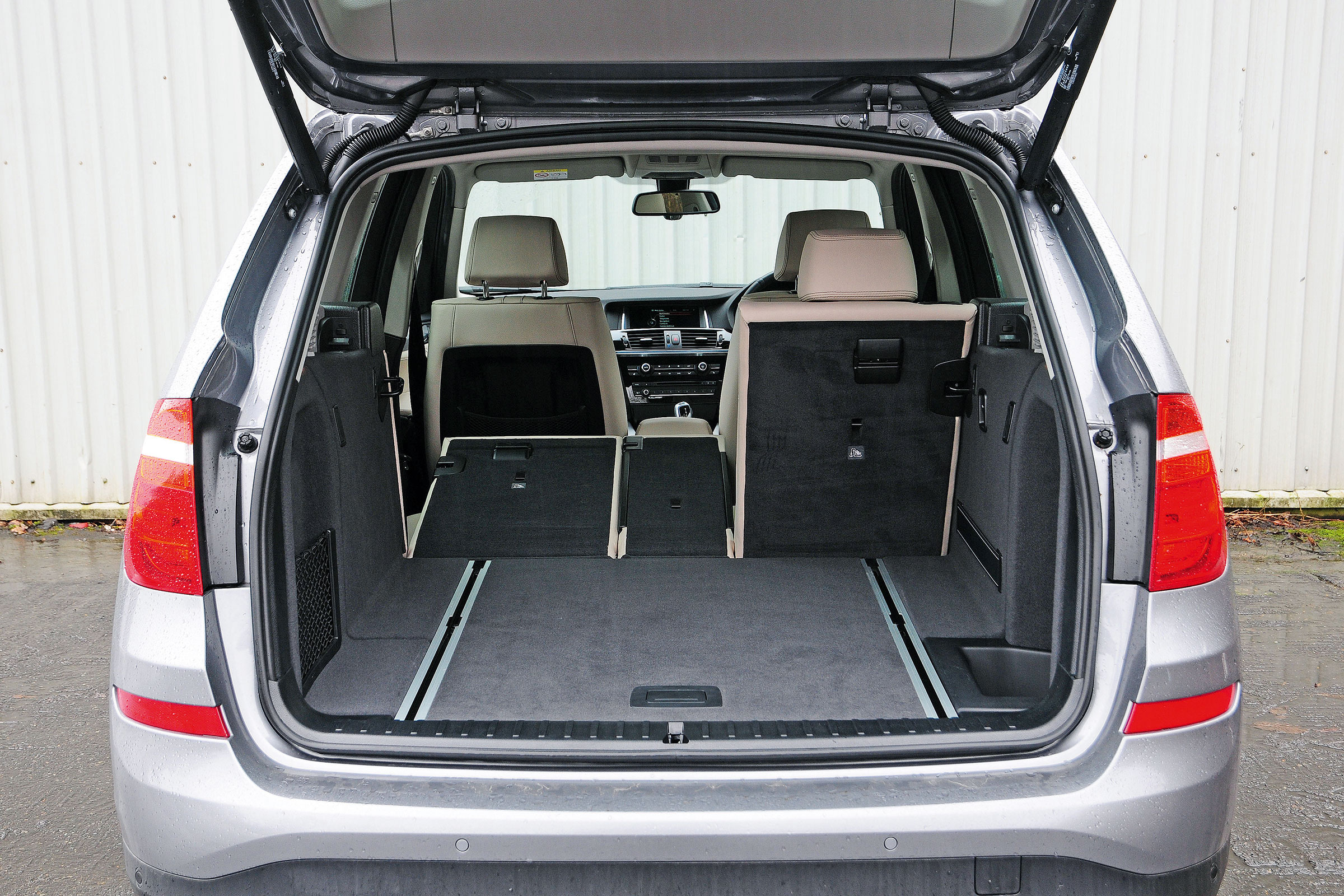 BMW X3 - boot