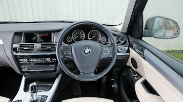 BMW X3 - interior