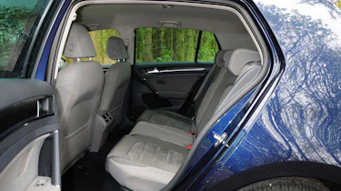 VW Golf - rear seats