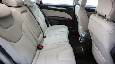 Ford Mondeo Estate 1.5 EcoBoost 2014 rear seats