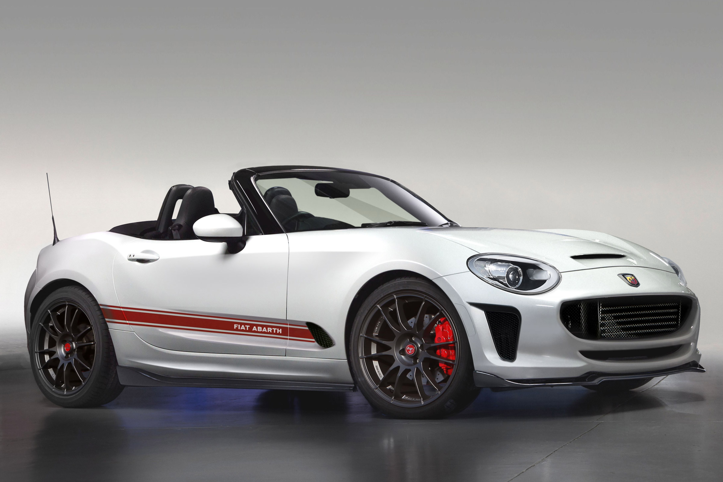 Abarth 124 Spider EXCLUSIVE IMAGE