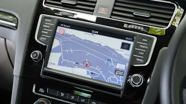 VW Golf - sat nav