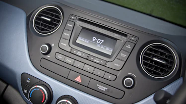 Hyundai i10 1.2 Premium radio