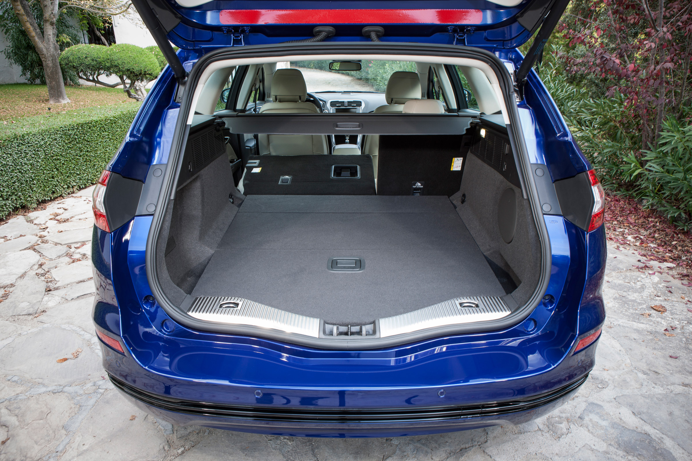 Ford Mondeo Estate 1.5 EcoBoost 2014 boot