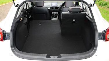 Mazda 3 - boot
