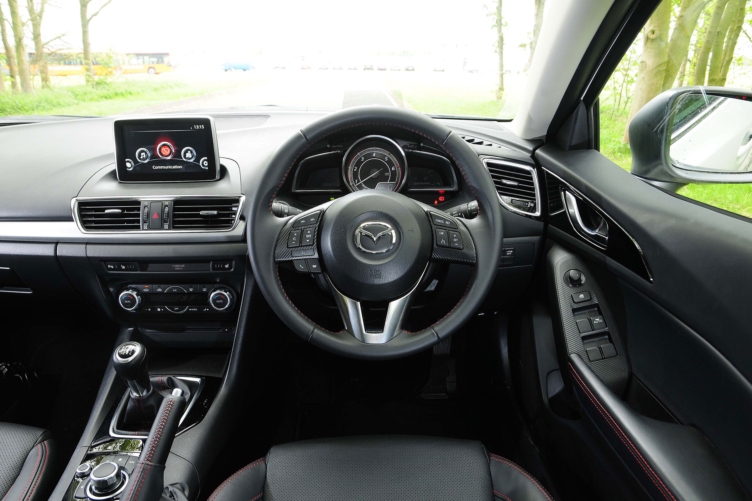 Mazda 3 - interior