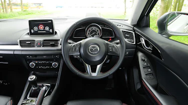 Mazda 3 - interior