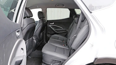 Hyundai Santa Fe - rear seats