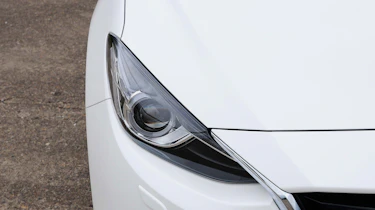 Mazda 3 - lights