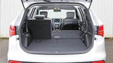 Hyundai Santa Fe - boot