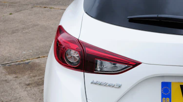 Mazda 3 - rear lights