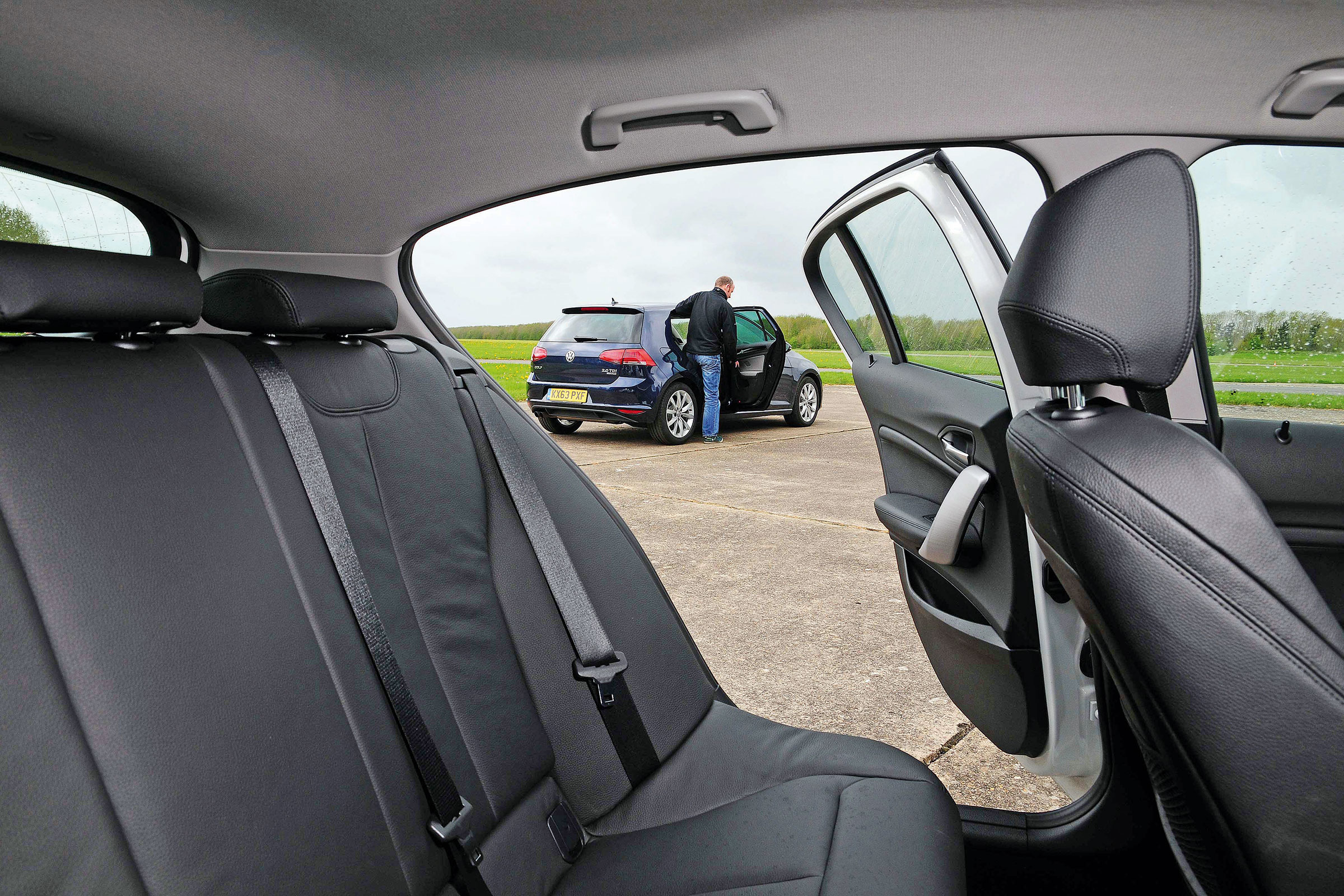 Rear seat