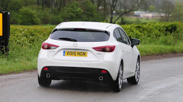 Mazda 3 - rear cornering