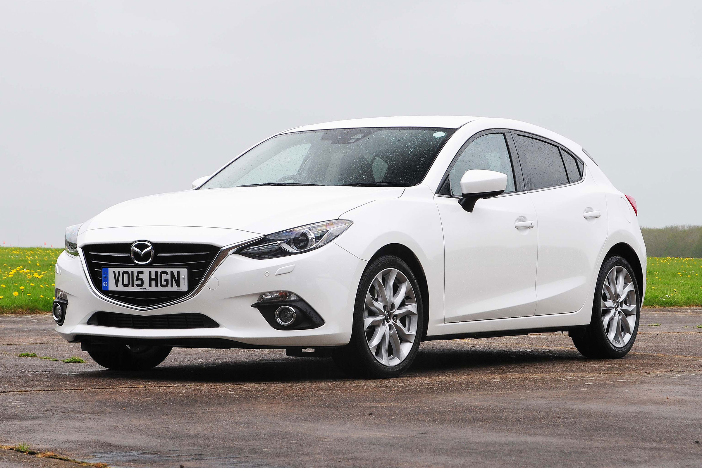 Mazda 3 - front static