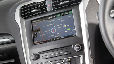 Ford Mondeo Estate screen