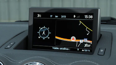Peugeot RCZ interior screen