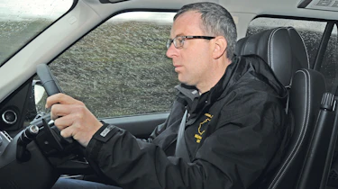 Range Rover MkIII interior driving
