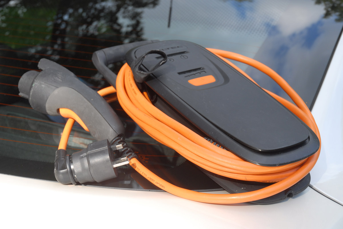 Vauxhall Ampera charger