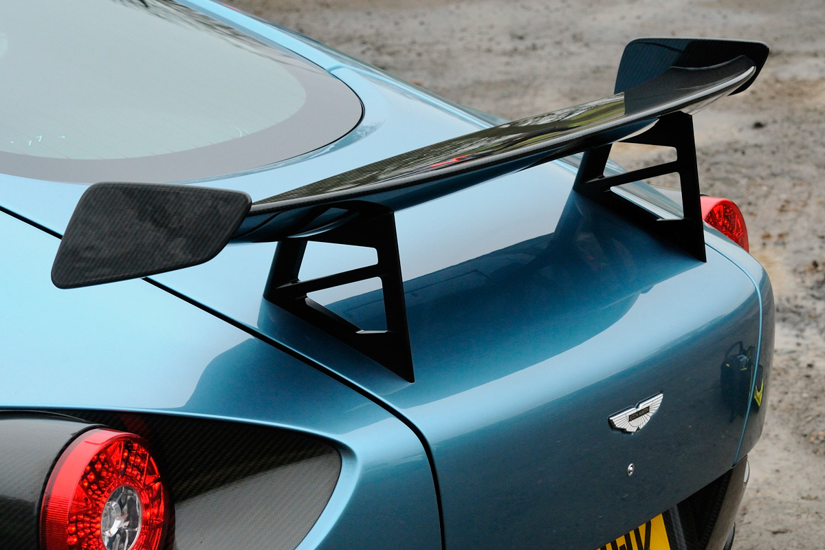 Aston Martin V12 Zagato spoiler