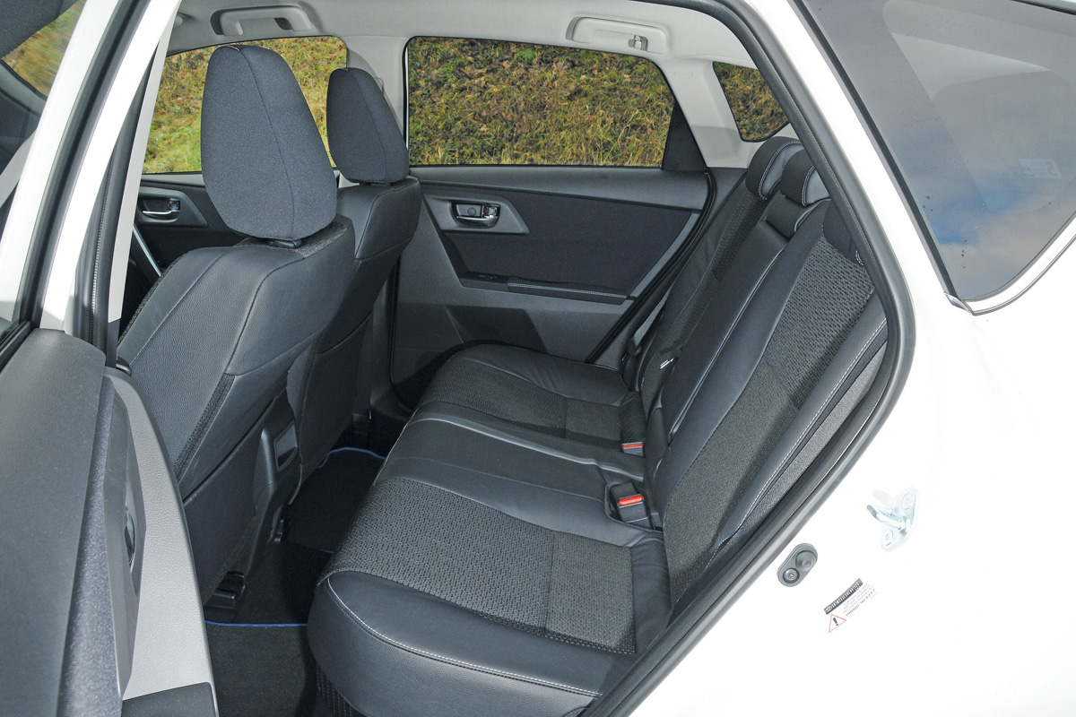 Toyota Auris Hybrid rear seats