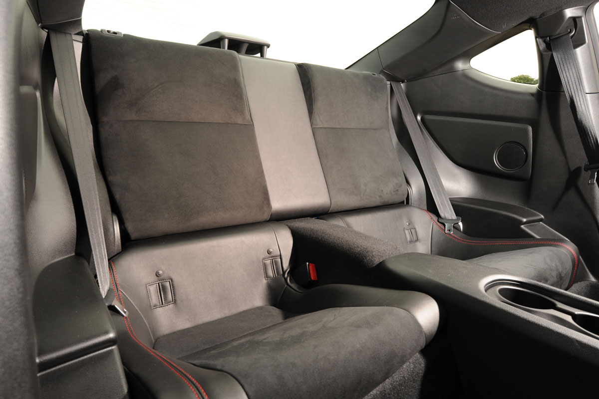 Subaru BRZ rear seats