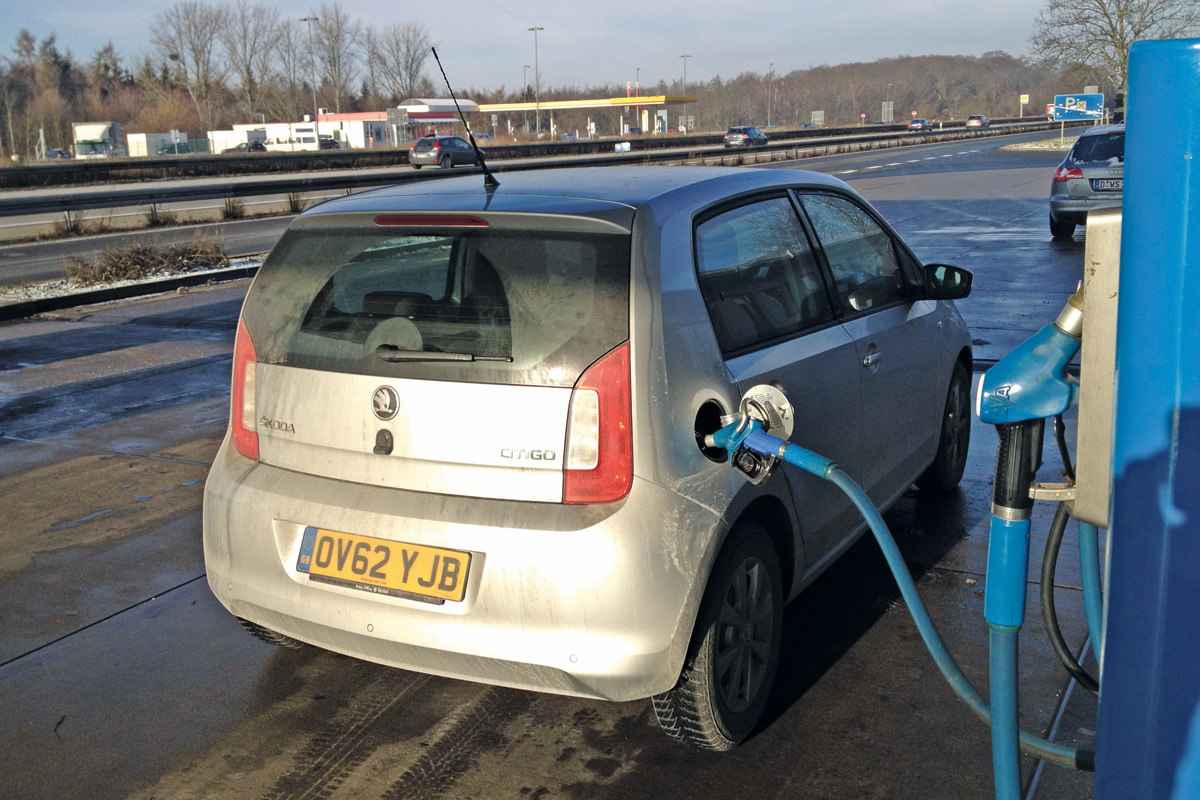 Skoda Citigo refuelling