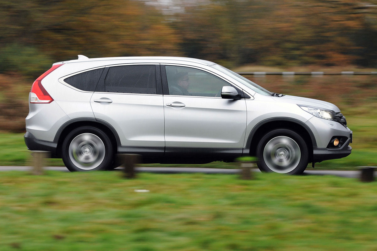 Honda CR-V panning