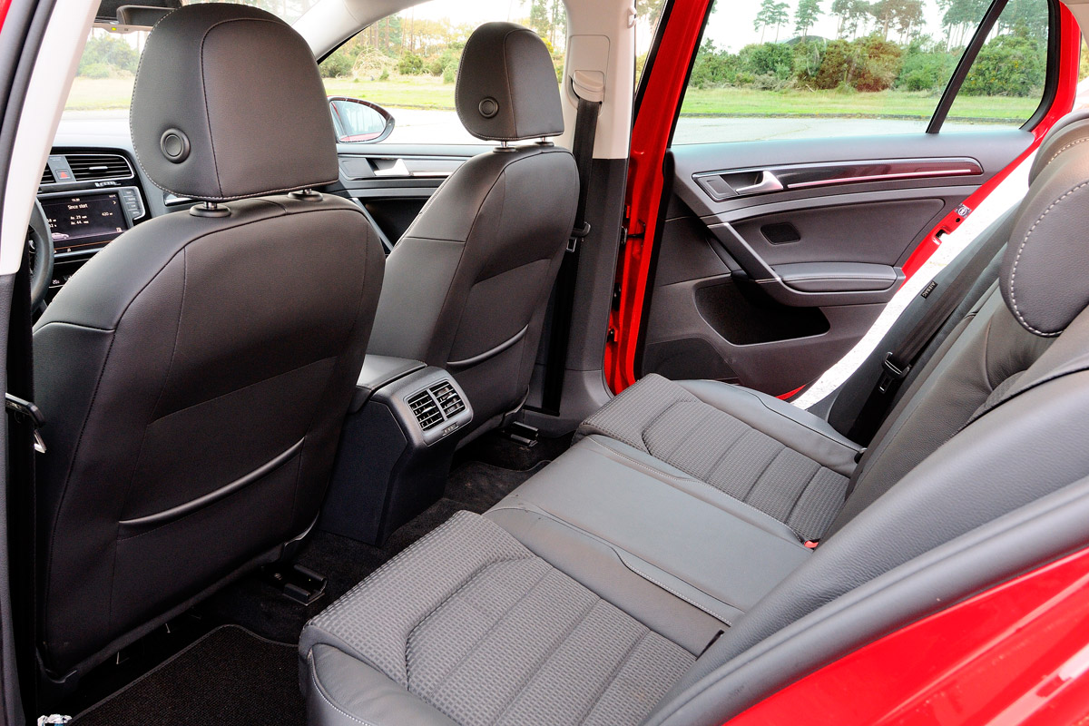 Volkswagen Golf Mk7 rear seats