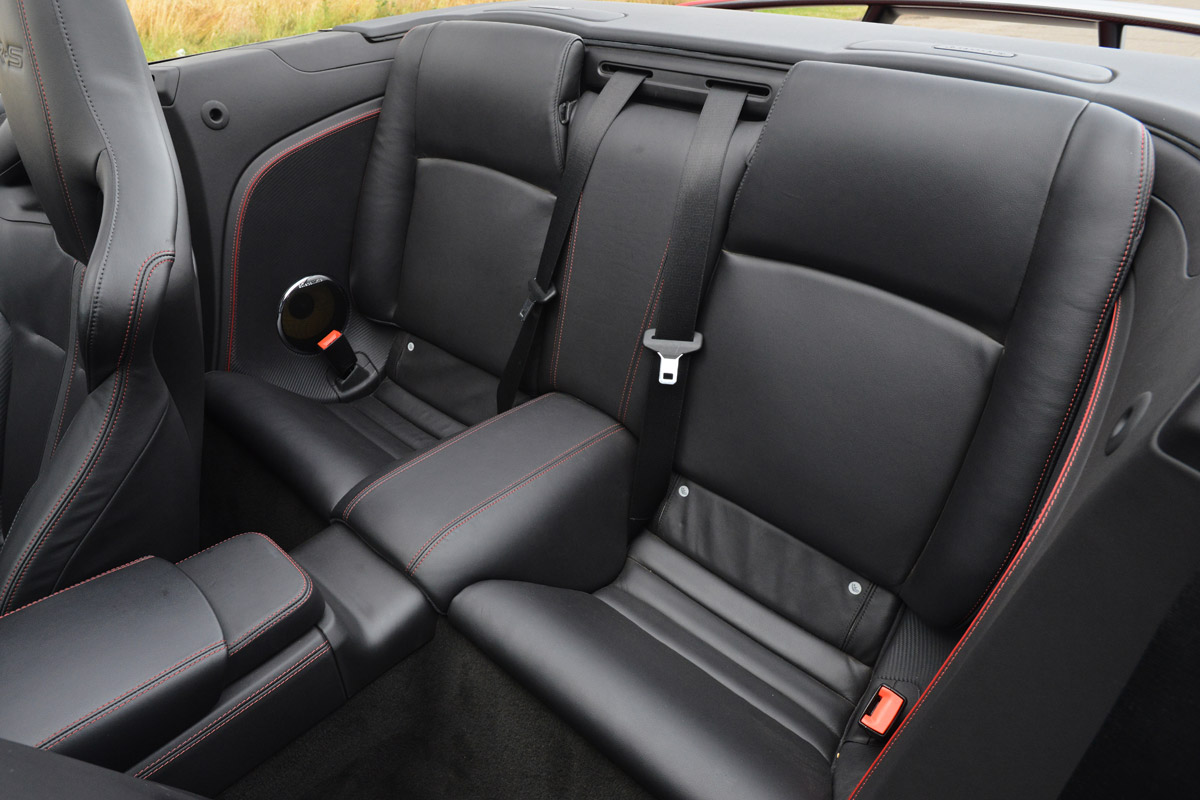 Jaguar XKR-S Convertible seats