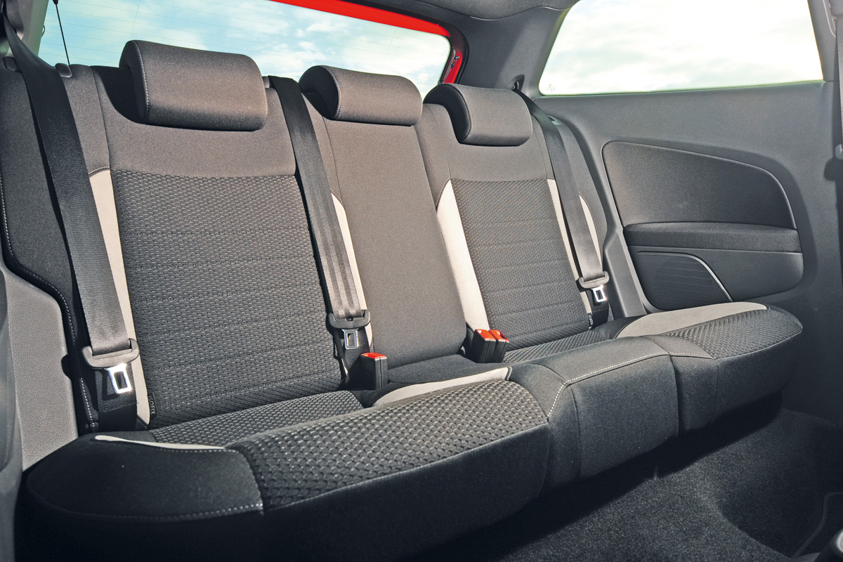 Volkswagen Polo rear seats