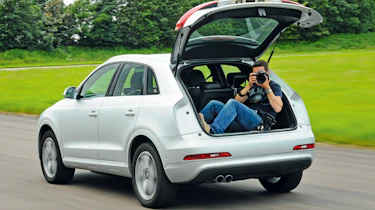 Audi Q3 rear tracking