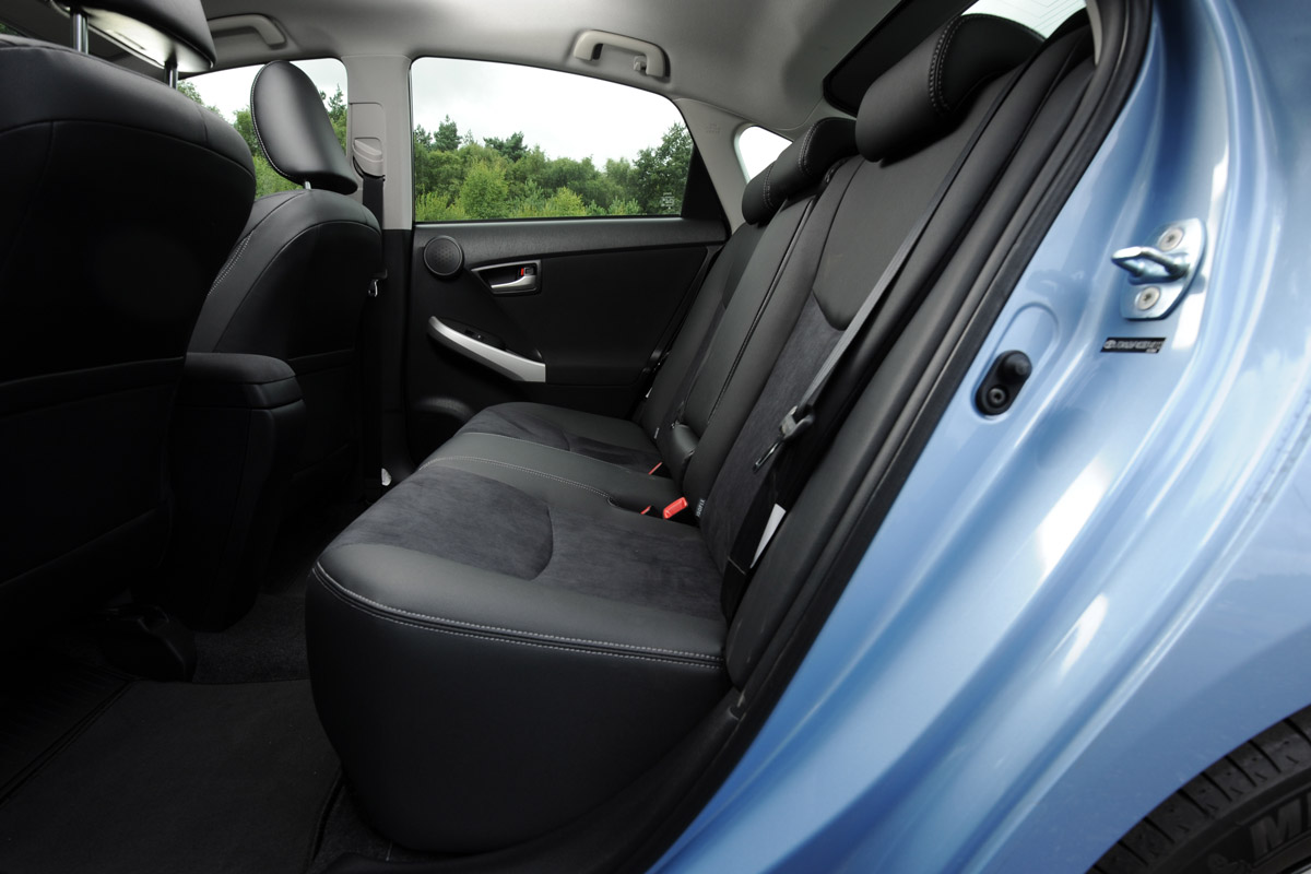 Toyota Prius Plug-in rear seats