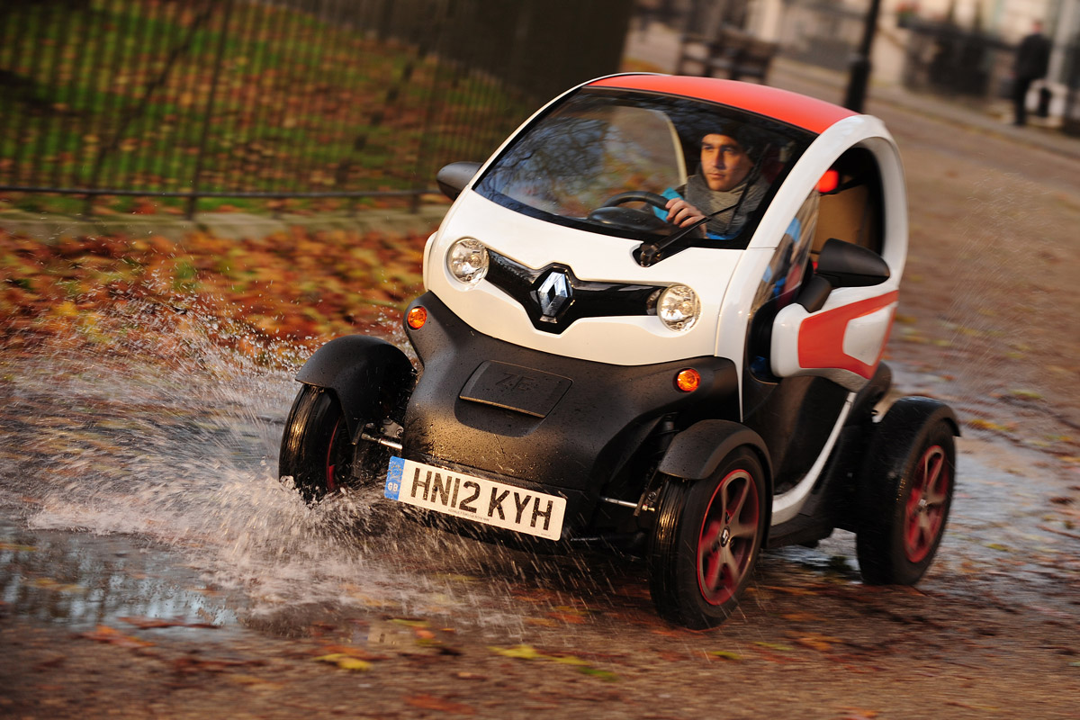 Renault Twizy front cornering