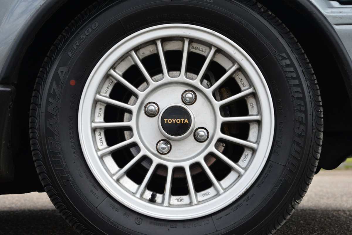 Toyota AE86 wheel detail