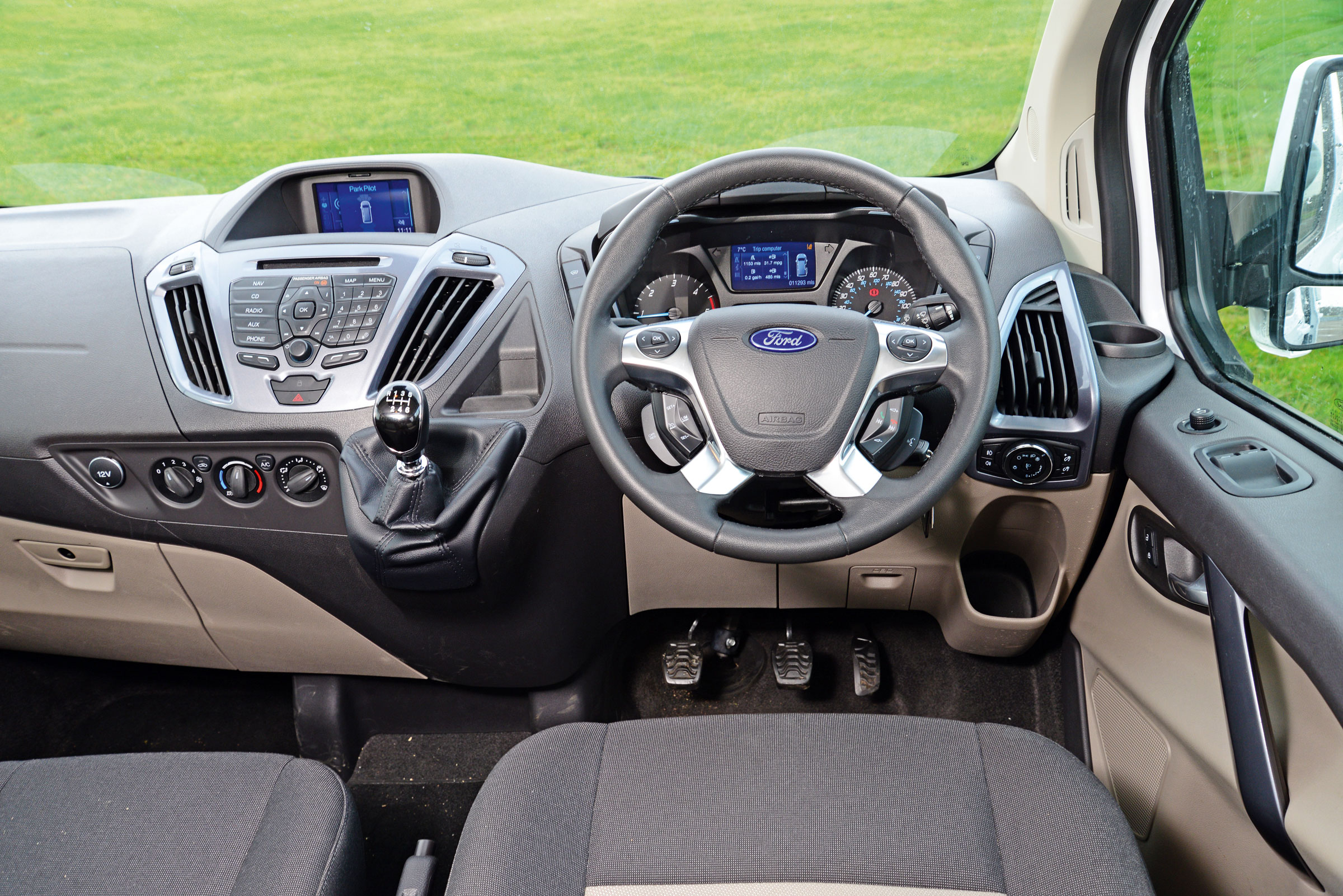 Ford Transit Custom Double-Cab - interior