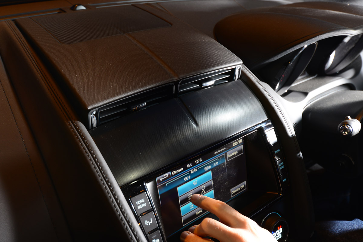 Jaguar F-Type long termer vents