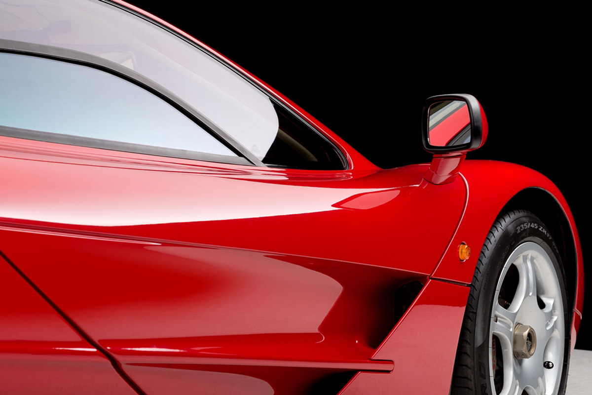 McLaren F1 details